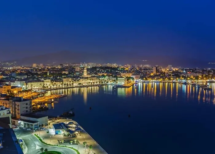 Lägenhet Lux Lariva, Center Of