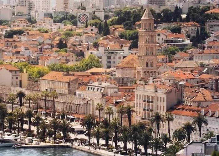 Lägenhet Lux Lariva, Center Of *